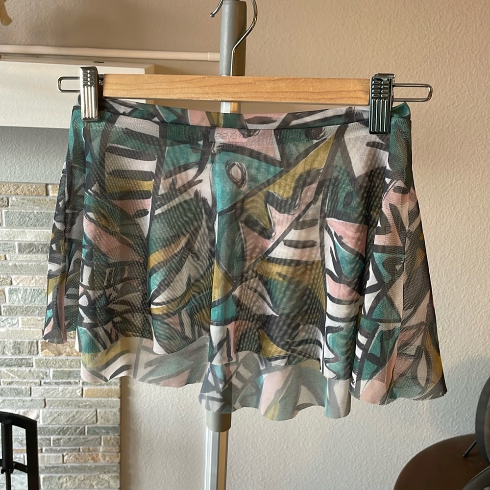 Eleve mesh dance skirt, XS